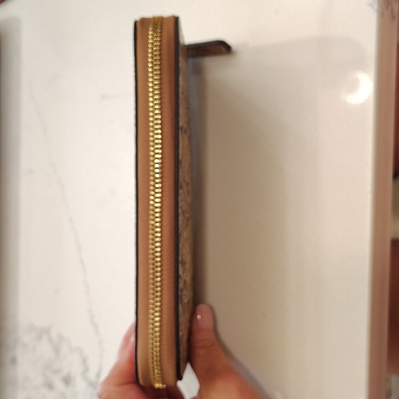 Floral Embossed Zip Around Wallet Tan Dark Brown Background Multiple Card Slots - Picture 3 of 6